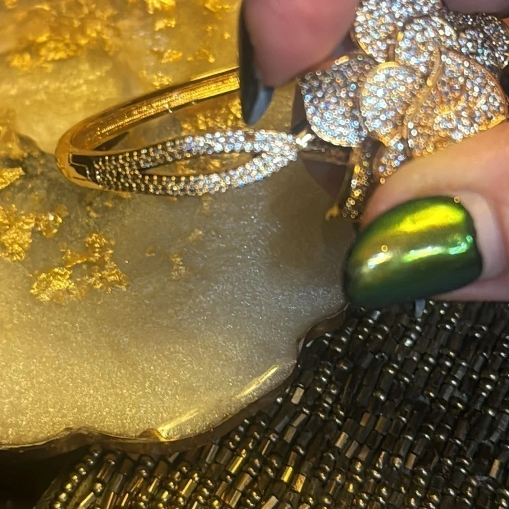 New Gold plated‎ Flower bracelet